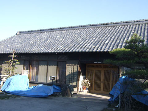 屋根の葺き替え工事