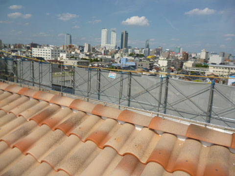 輸入瓦の屋根工事