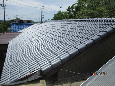 屋根の葺き替え工事