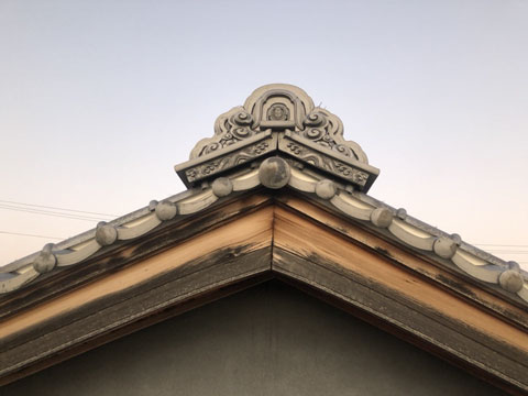 江南市での屋根工事
