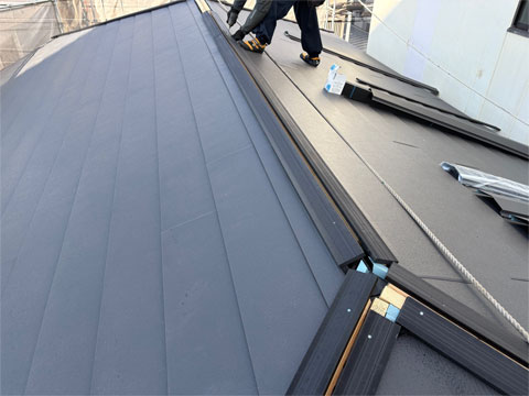 ���É��s�ł̃J�o�[�H�@